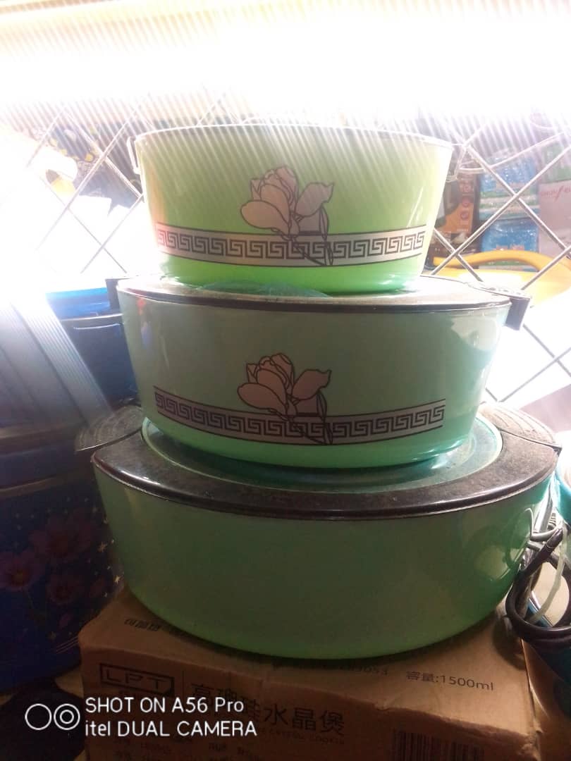 Green Dishes