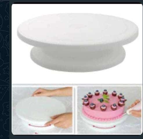 Cake holder