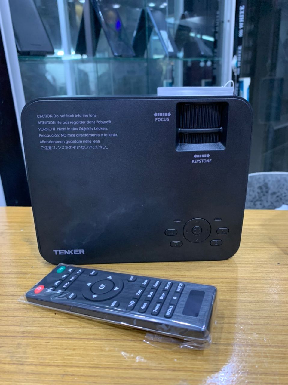 This is a quality projector and has a high resolution with a led lamb. It can be use for business, education and home theater. It is manual focus, internet ready, build in speakers and stereo. 