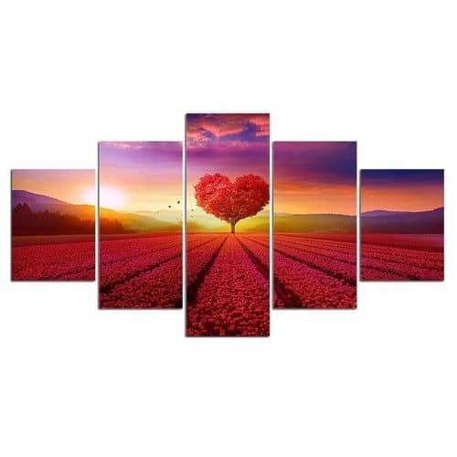 This board is unique in its kind. It can be used to decorate your home and makes it look more attractive. It is a 150 by 100 cm 5 in 1 board. You can use in your sitting room, bed room and dinner room. It can be use in hotels, restaurants and management offices.