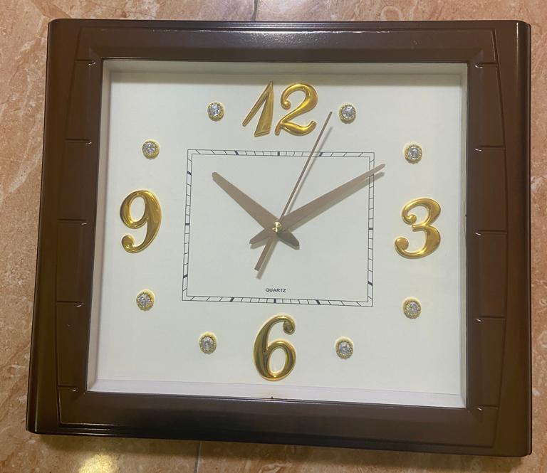 Wall clock