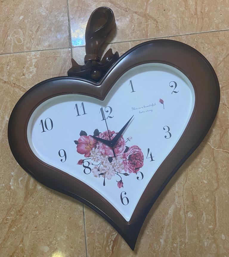 Wall clock