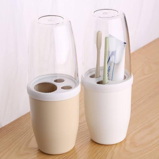 Toothbrush holder