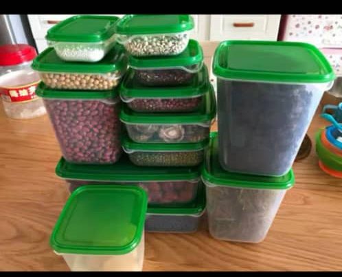 17 pieces of storage containers