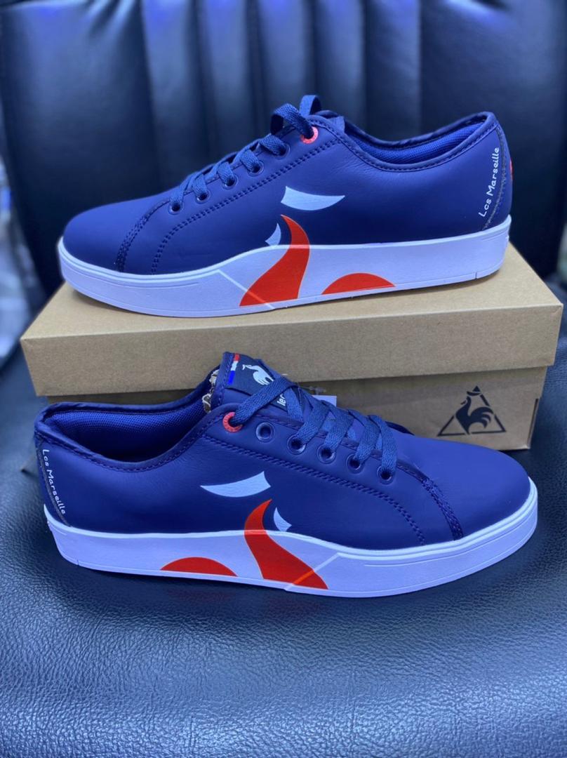Shoe