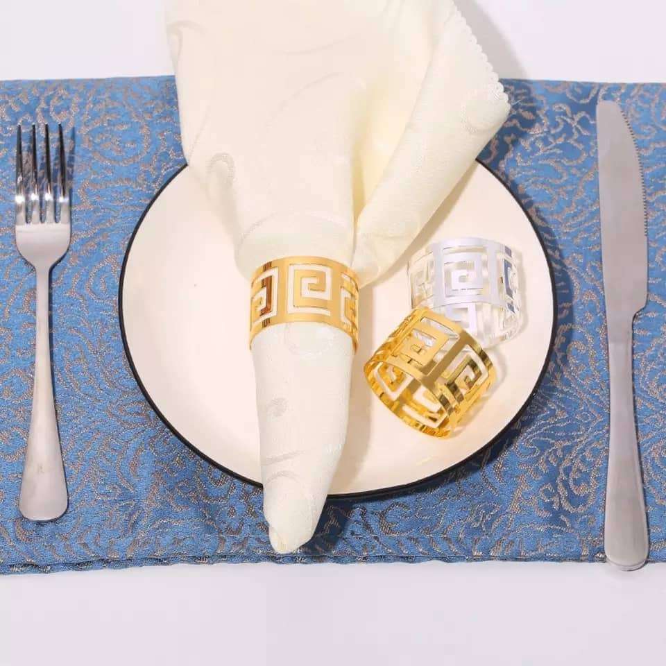 Golden 8 pieces
