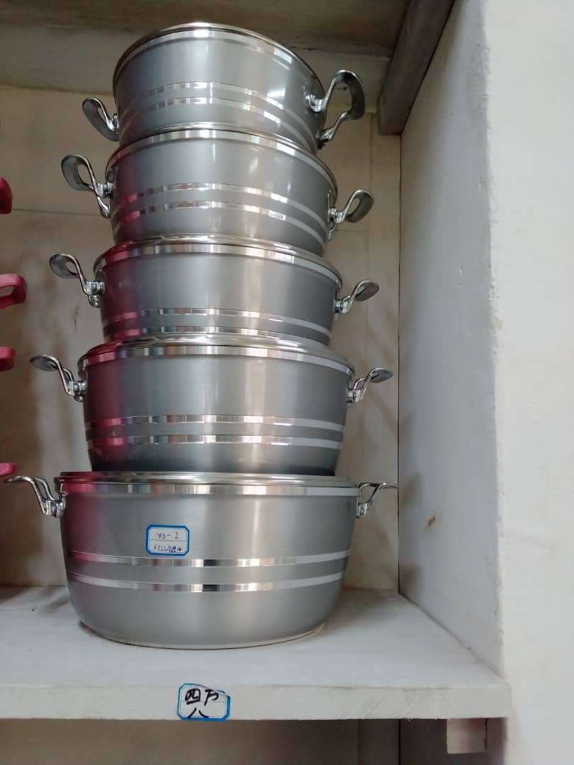dishes cookware