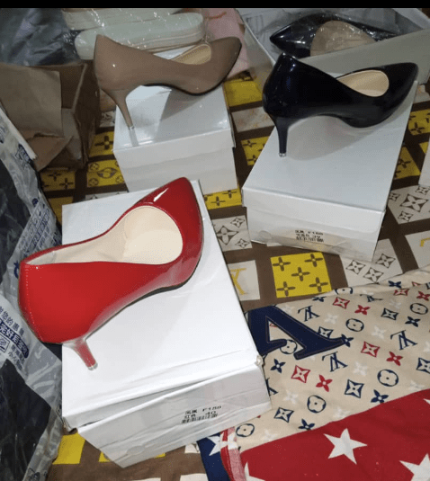 ORIGINAL PAIR HIGH HEELS