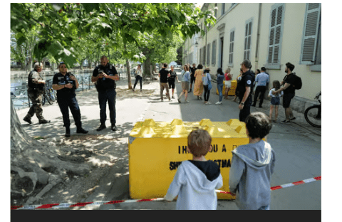 knive attacker in France / successlife