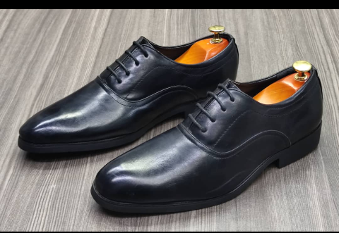This is an outstanding pair of black shoes. It is unique and comes unique. Made up of golden objects at the top and on the sides. This shoe makes one looks attractive and presentable for any occasions. It can be used for office and any other celebrations one plan to attend. The soles are very strong and solid and it has a round front and the leather is brown. Available size 43 and 44.