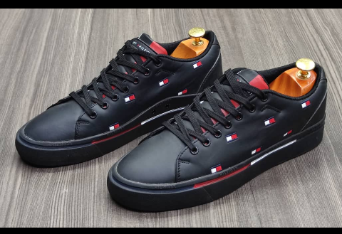 outdoor shoe