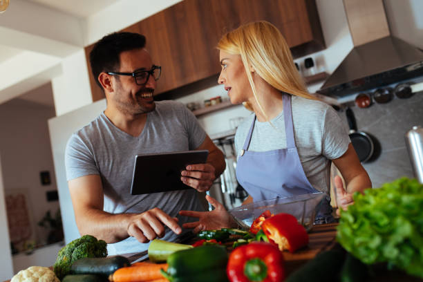 HOW TO BE A GOOD WIFE TO YOUR HUSBAND.