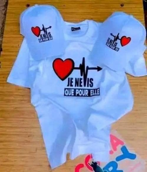 This is one of the best couples wear in stock. It is of greater quality and it is a hot cake. It is made up of quality material and this material can last for a very long time. Available in several colors. Sizes - L, M, XL, XXL,XXXL.