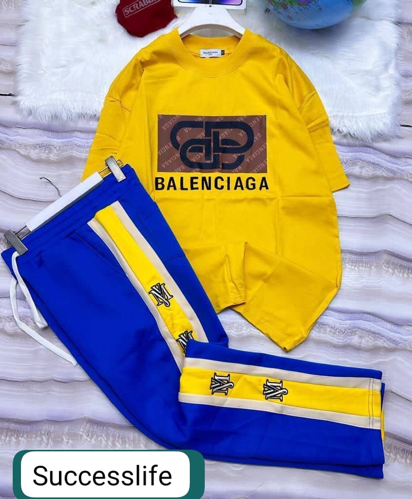 This is one of the best women's wear in stock. It is of greater quality and it is a hot cake. It is made up of quality material and this material can last for a very long time. Available in several colors. Sizes - L, M, XL, XXL,XXXL.