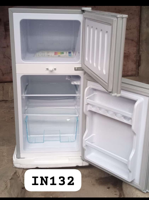 This is an excellent fridge with good functioning capabilities. It has both a fridge and refrigerator and it is very solid. The handles are very solid and it has a high lifespan. It can contain a high capacity or volume of items.