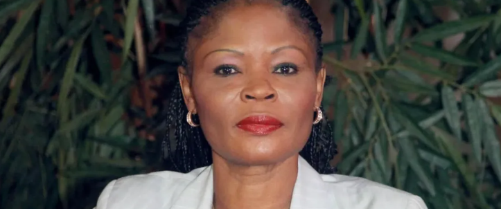 Calixthe Beyala : « Quand on dit de l’opposition qu’elle est la plus bête du monde, c’est avec raison »
