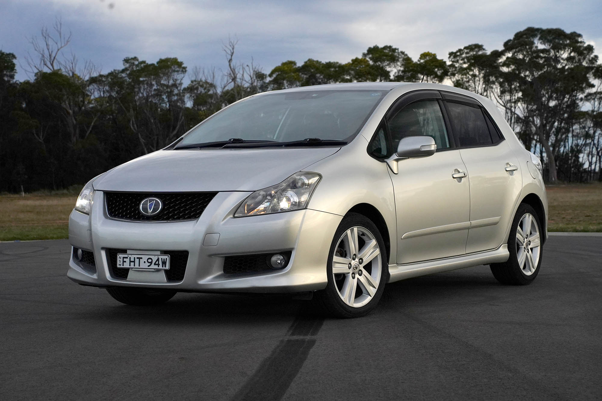 Toyota Blade 2007 – Automatic | VVT-i Petrol Engine | Reliable & Comfortable